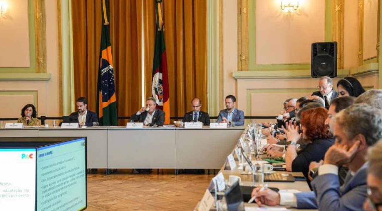 Famurs reforça pedidos dos municípios em reunião com governos estadual e federal